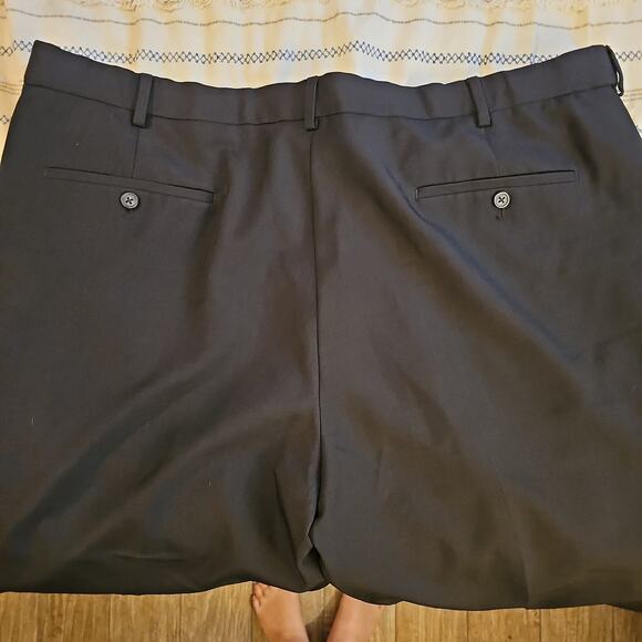 VanHeusen flat front slacks - Picture 5 of 6